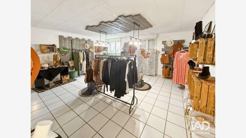 DAB boutique 50m² à Saint-Maximin-la-Sainte-Baume