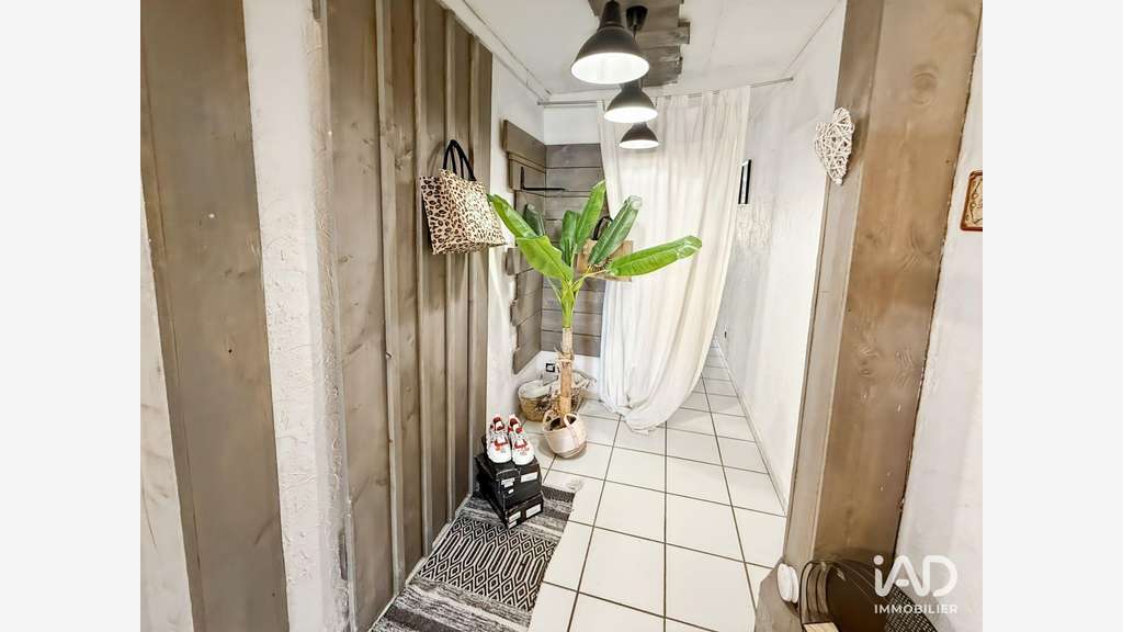 DAB boutique 50m² à Saint-Maximin-la-Sainte-Baume