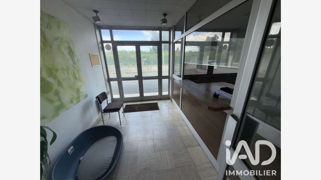 Vente local d'activité 1064m² St-Pierre des Corps