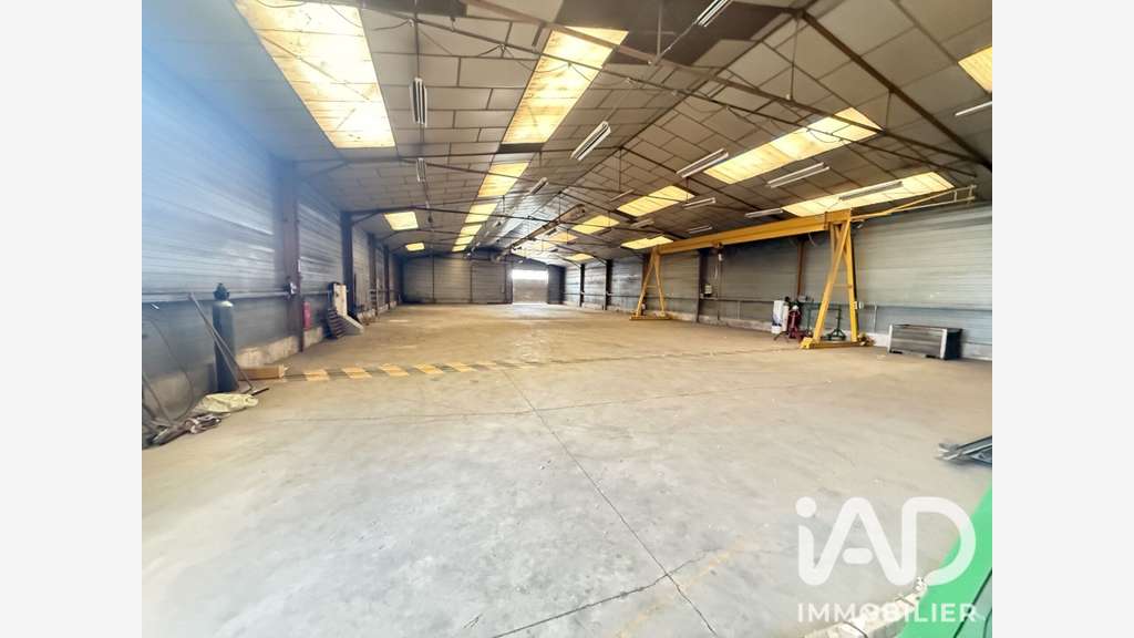 Vente local d'activité 1064m² St-Pierre des Corps