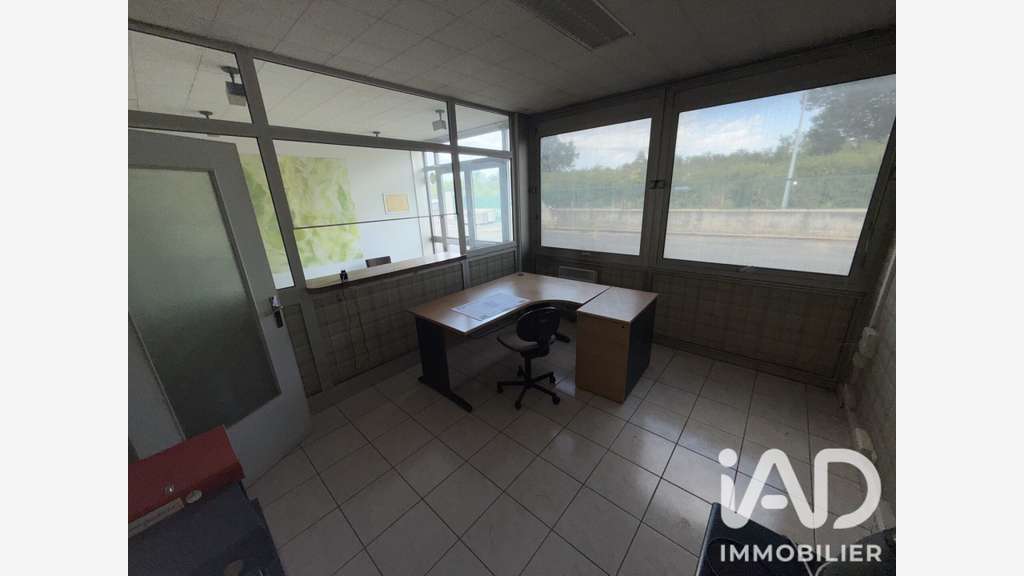 Vente local d'activité 1064m² St-Pierre des Corps