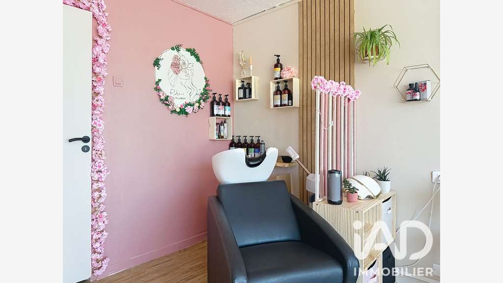 Vente salon de coiffure zone commerciale Eyguières