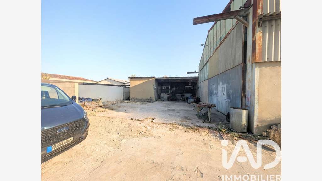 Vente Entrepôt industriel à Sorgues