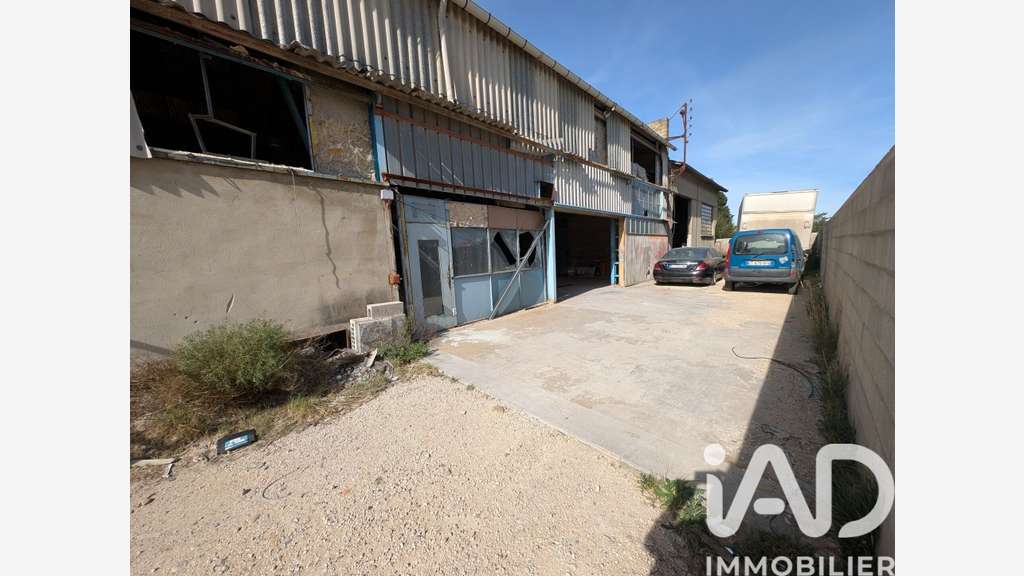 Vente Entrepôt industriel à Sorgues