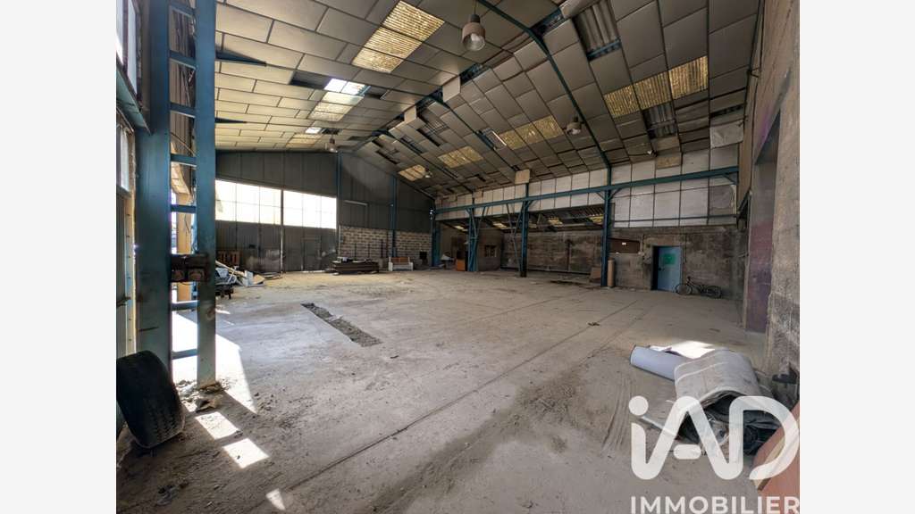 Vente Entrepôt industriel à Sorgues