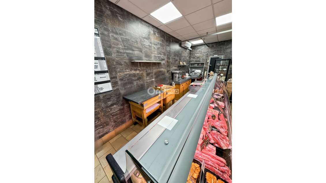 AV local commercial 50m² empl N°1 Marseille 13007