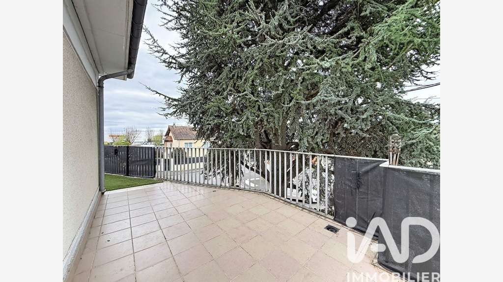 Vente immeuble à usage mixte à Villeneuve-le-Roi