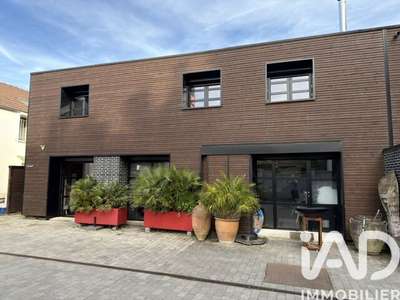 Vente Immeubles commerciaux / Mixtes à Voisenon