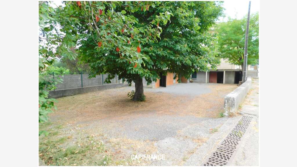 Vente murs hôtel 300m² le Chaffaut St Jurson (04)