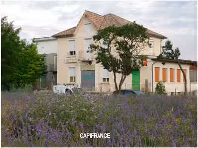 Vente murs hôtel 300m² le Chaffaut St Jurson (04)