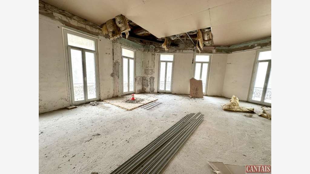Vente immeuble à rénover 680m² à Marseille centre