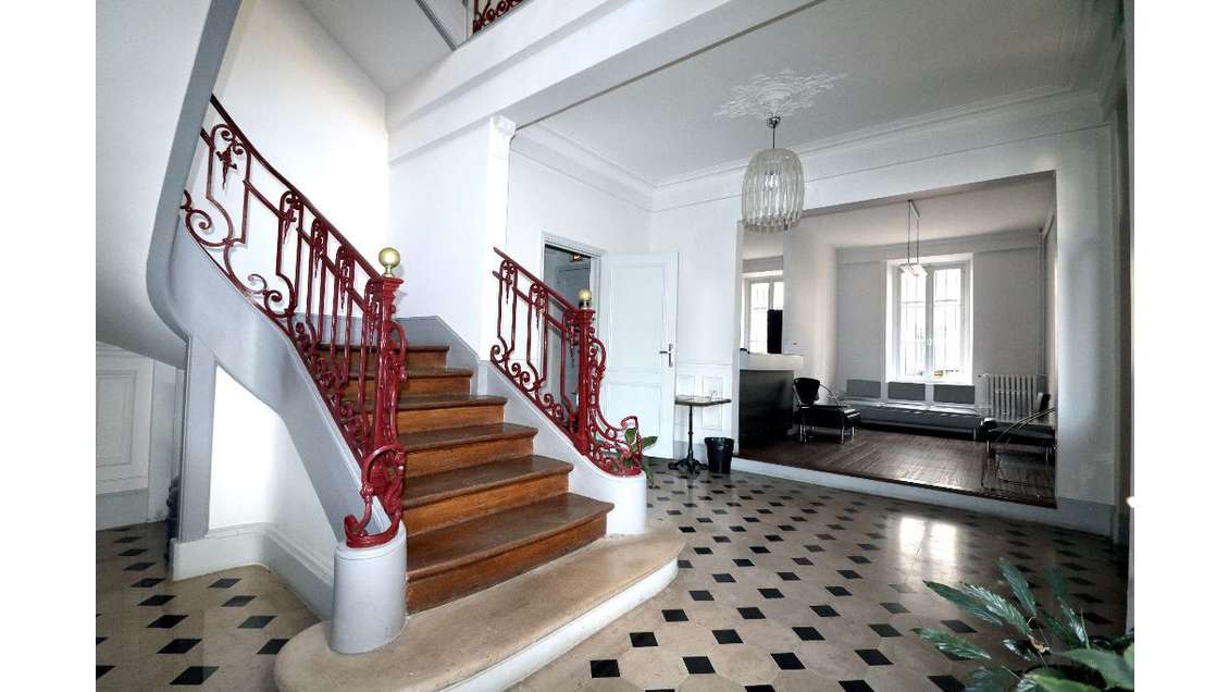 Vente hôtel particulier à Versailles Saint-Louis