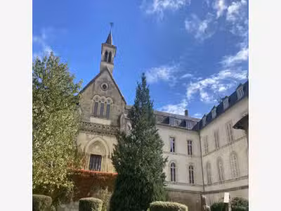 Reprise ancien couvent de 3410m² à Saint Saulge