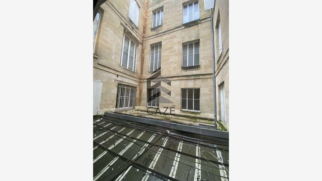 Vente bureaux 476m² à Bordeaux centre