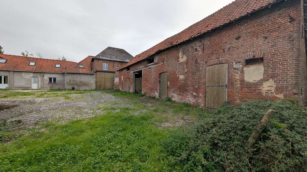Vente ensemble immobilier à Fauquembergues
