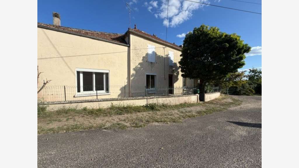 Immeuble 217m² à vendre à Lamothe Landerron (33)