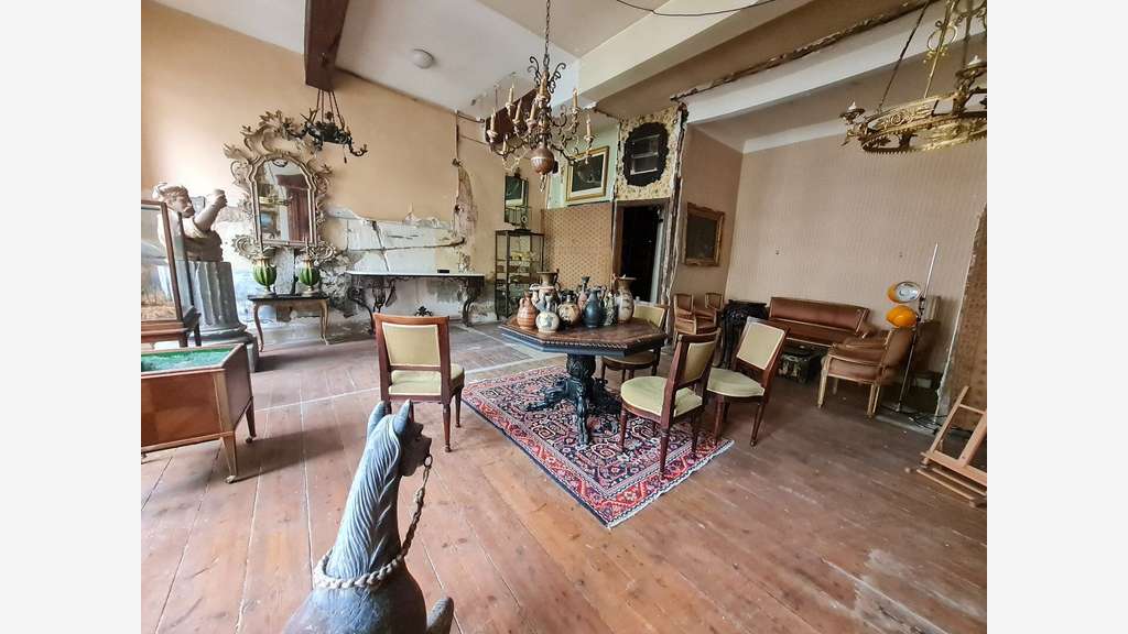 AV immeuble de caractère 250m² à Lectoure centre