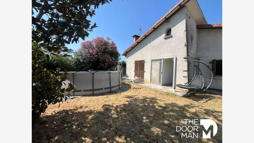 Vente immeuble de 171m² à Lespinasse 31150