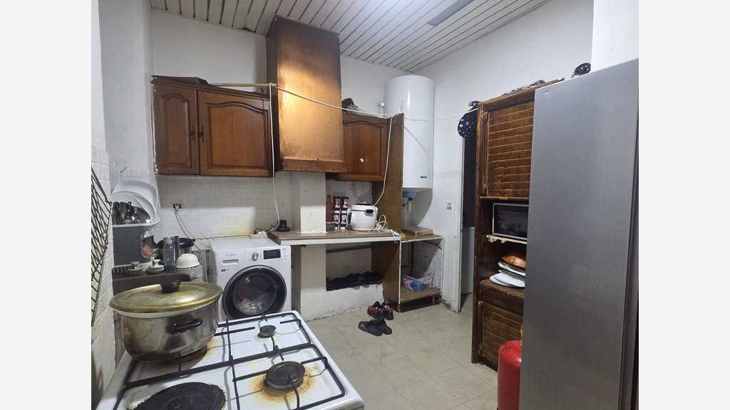 Vd ensemble immo boulangerie + appartement 13003
