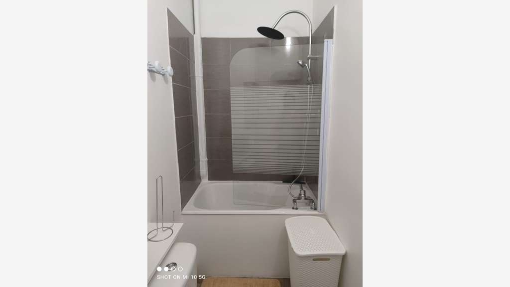 Immeuble de charme à vendre à Néris-les-Bains