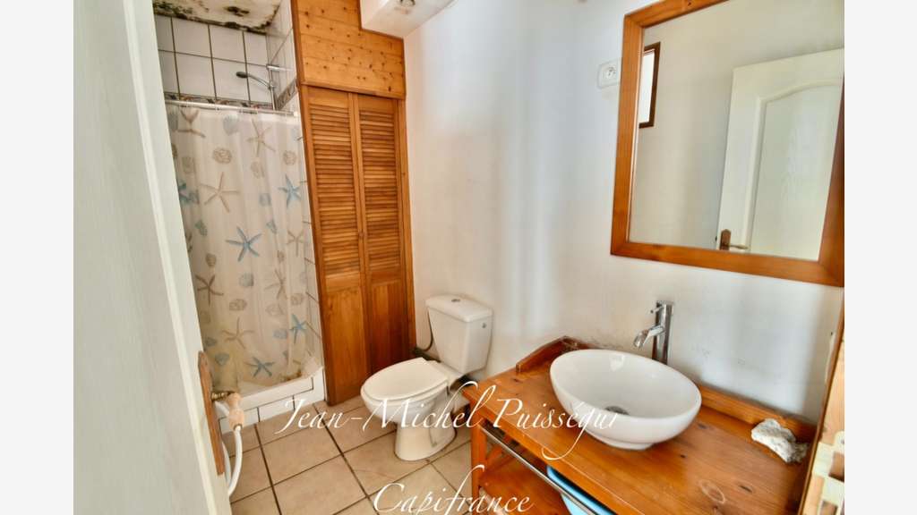 Immeuble de 220m² à vendre à Saint Beat Lez (31)