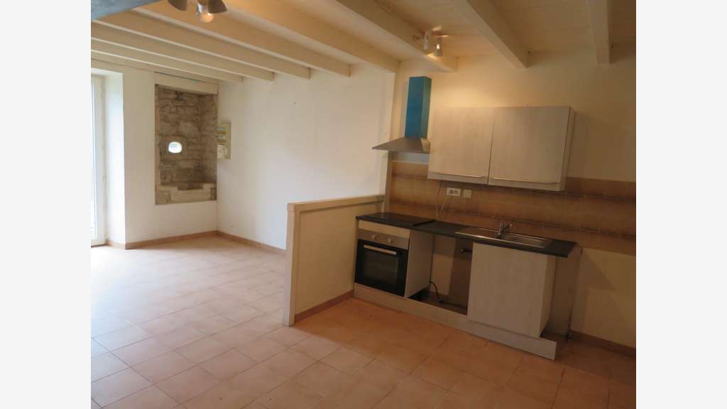 Immeuble de rapport à vendre à Saint Denis du Pin
