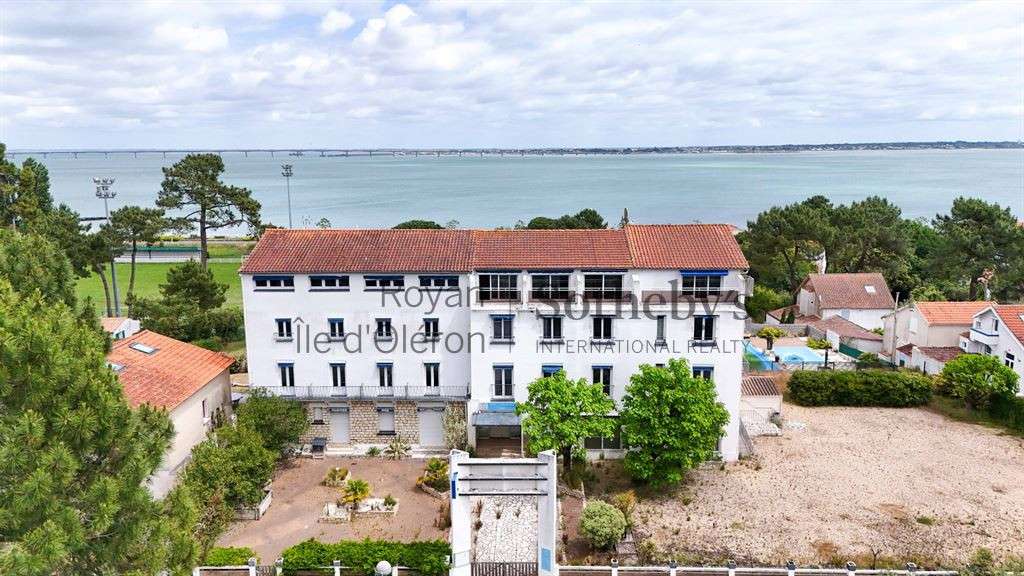 Île d’Oléron — immobilier hôtelier vue océan, perm