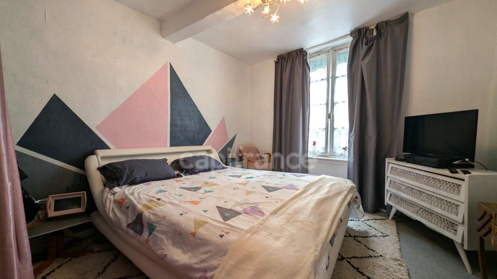 Immeuble à vendre en centre-ville de Sées (61)  