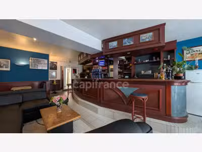 Immeuble à vendre en centre-ville de Sées (61)  