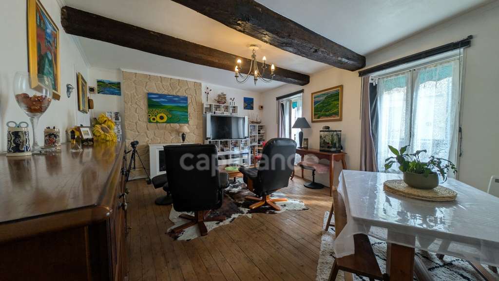 Immeuble à vendre en centre-ville de Sées (61)  