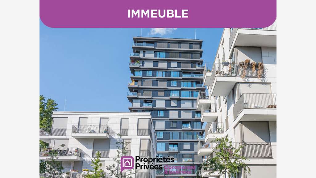 Vente immeuble mixte avec commerces à Saint Denis