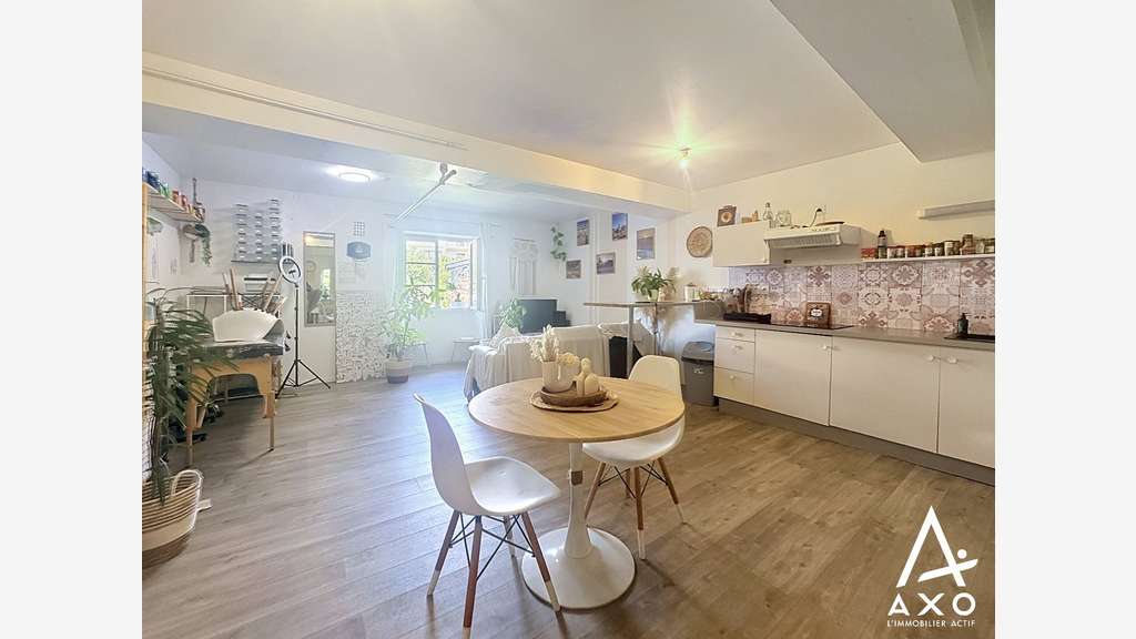 Bel immeuble en hyper centre de Aire sur l'Adour