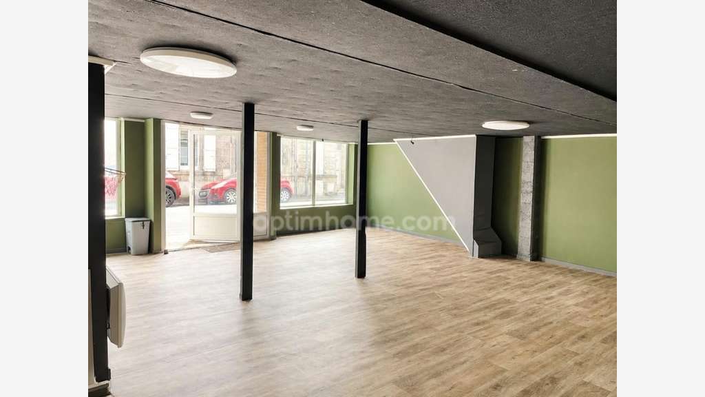 Vente local de 294m² à Angoulème Victor Hugo