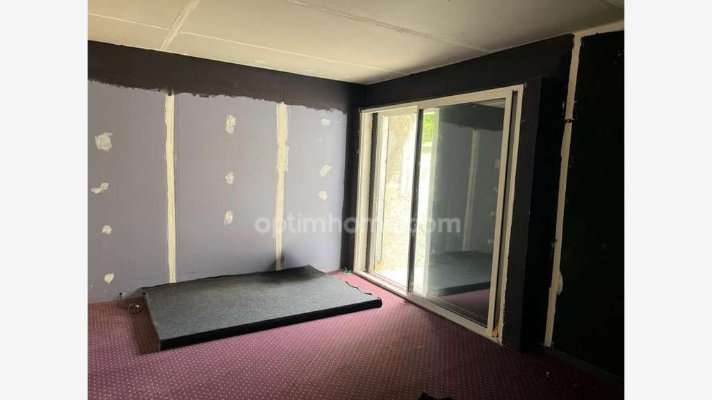 Vente local de 294m² à Angoulème Victor Hugo