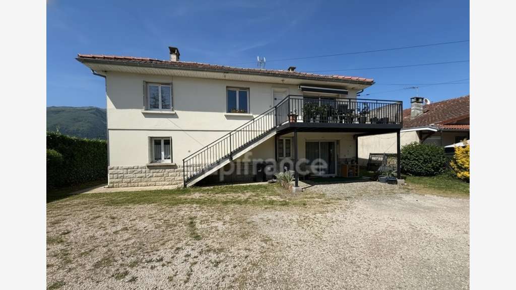 Immeuble à usage locatif sur ARGELES GAZOST (65)