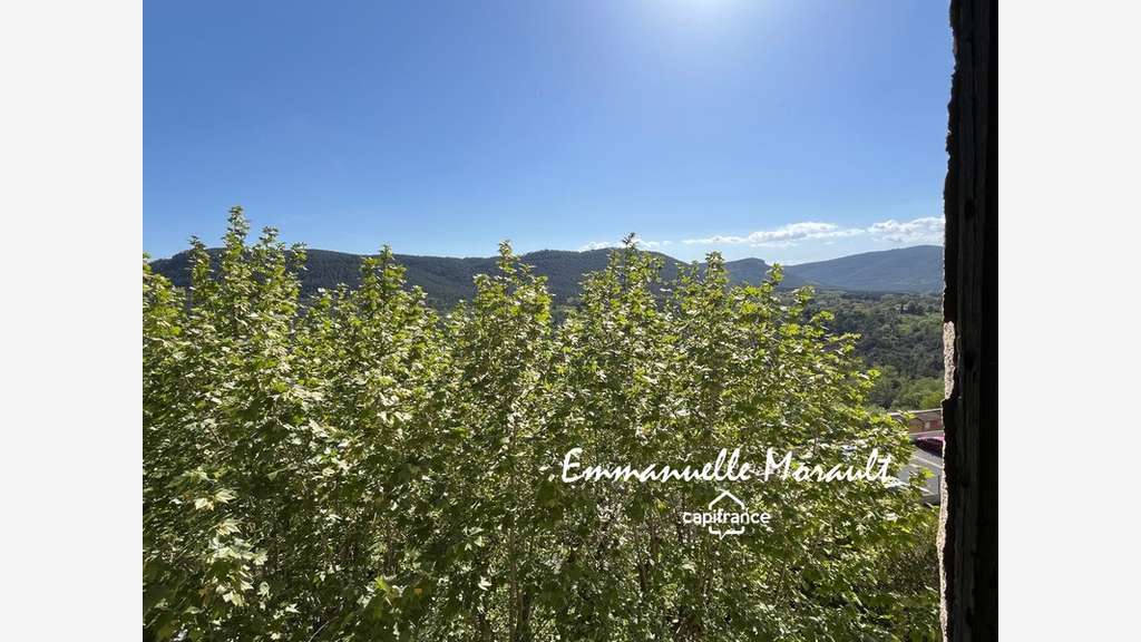 Grenier aménageable à vendre Bagnols en Forêt (83)