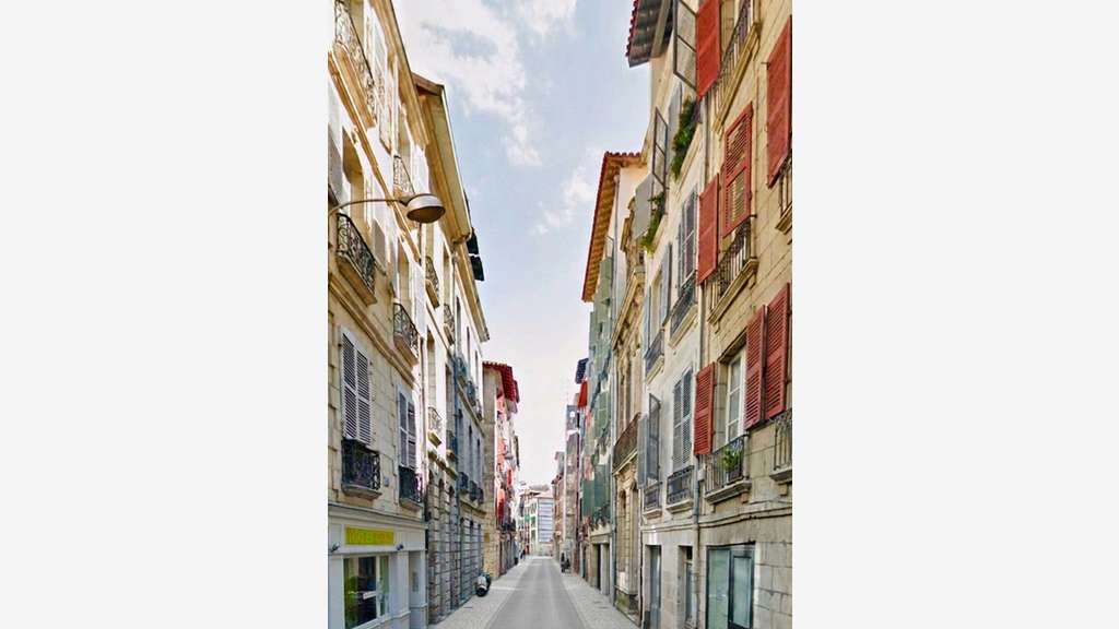 Vente immeuble de 242m² centre historique Bayonne