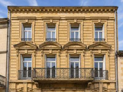 BERGERAC CENTRE - IMMEUBLE DE RAPPORT avec 3