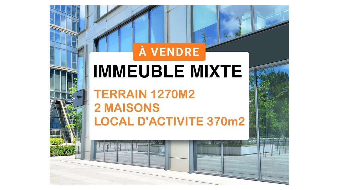 Local commercial et deux maisons à Bobigny