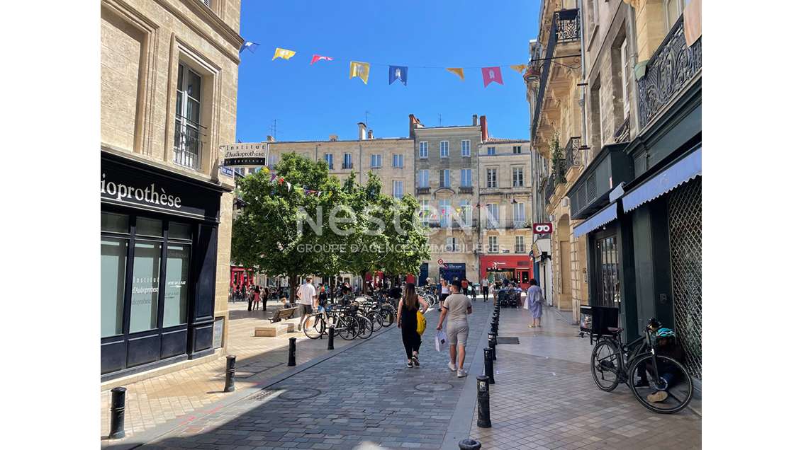 Vente murs local 130m² Bordeaux Fernand Lafargues