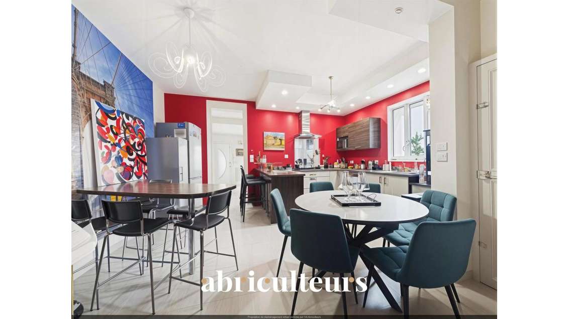Ensemble immobilier de 160 m² avec revenu locatif