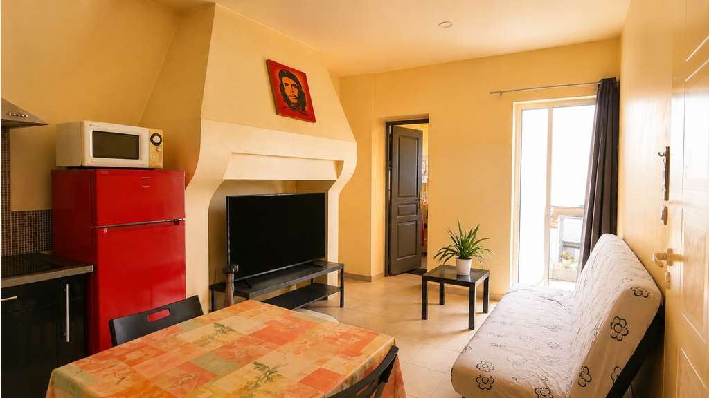 Immeuble à vendre CAZERES SUR L'ADOUR (40)