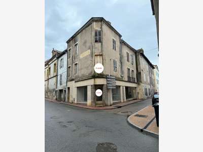 A vendre immeuble de 200m² à Charolles centre (71)