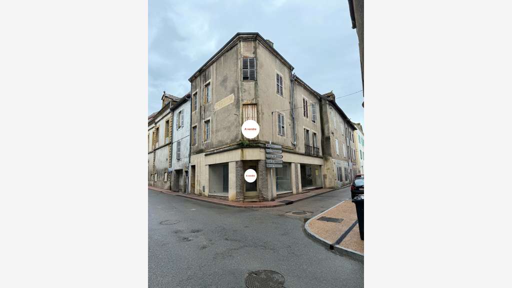 A vendre immeuble de 200m² à Charolles centre (71)