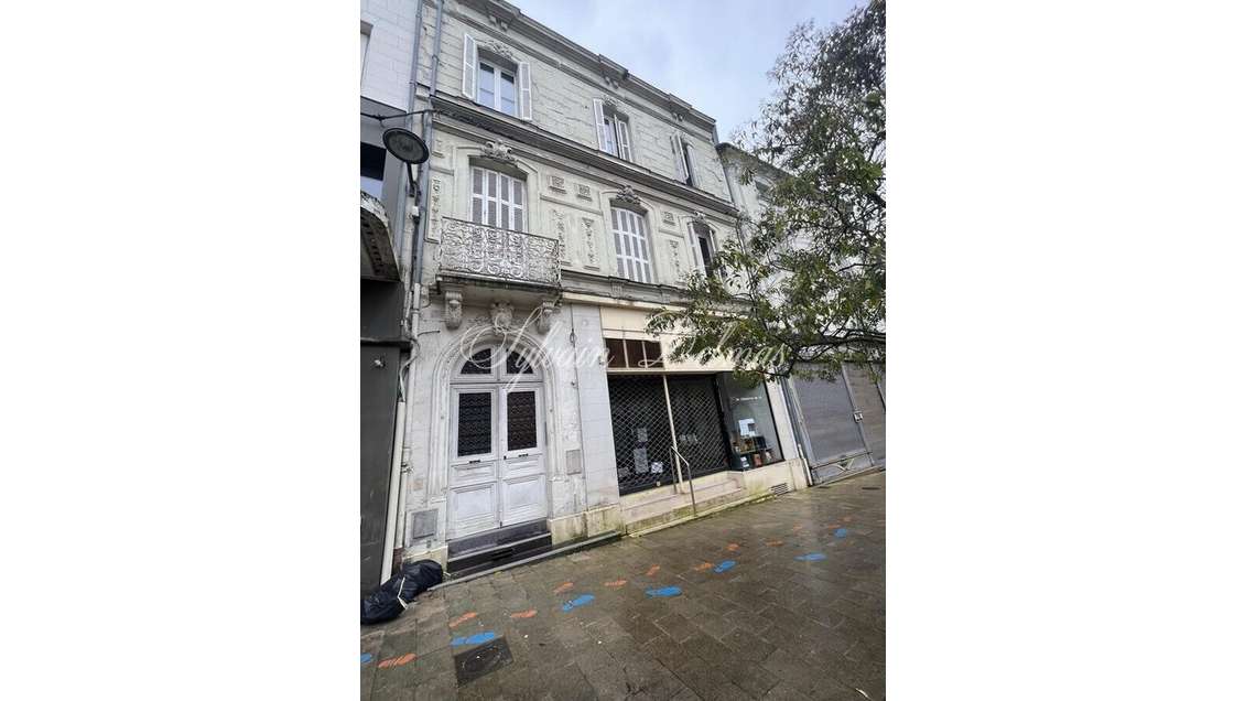 Immeuble à vendre à Châtellerault centre