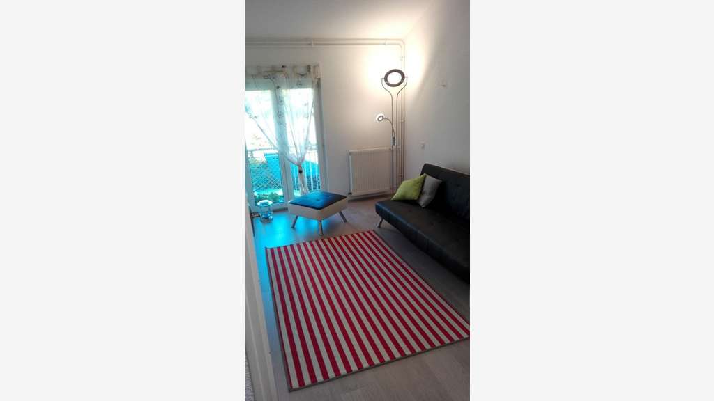 à vendre CONTREXEVILLE immeuble de 4 APPARTEMENTS