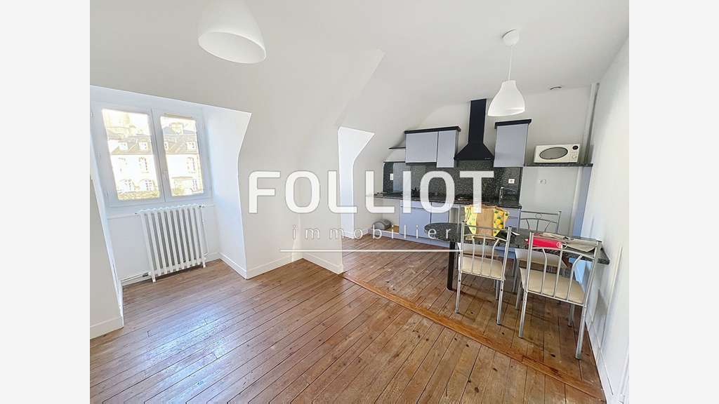 Vente immeuble de 288m² à Coutances centre