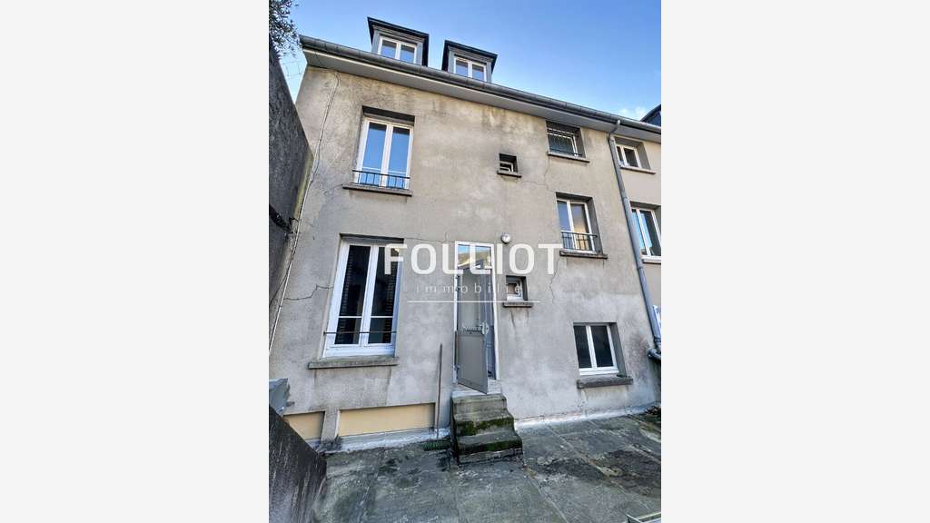 Vente immeuble de 288m² à Coutances centre