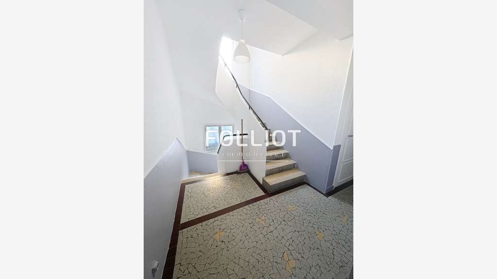 Vente immeuble de 288m² à Coutances centre