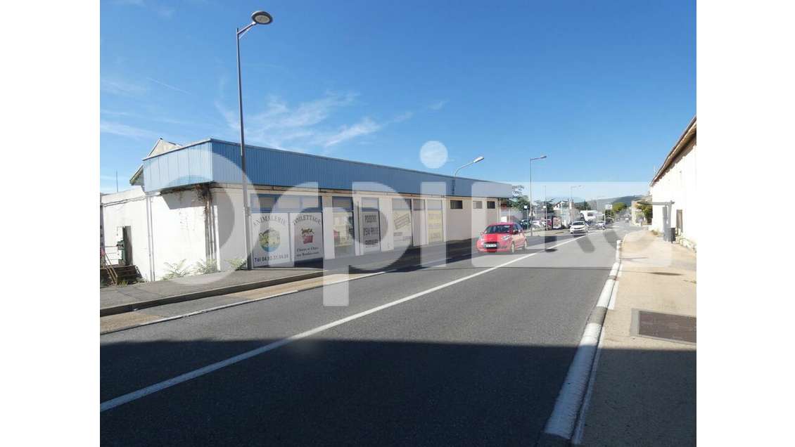 Vente immeuble commercial de rapport à Digne